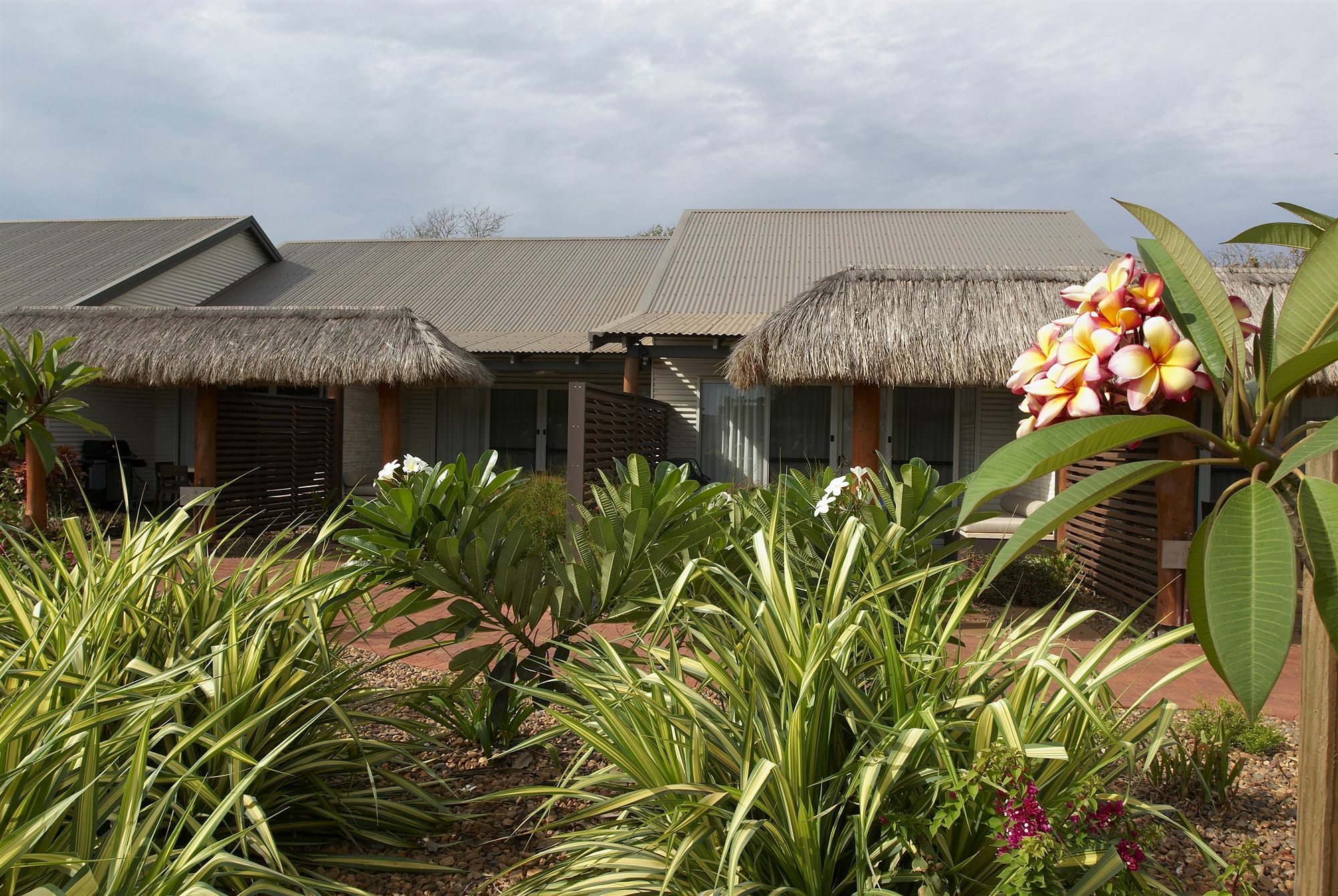 Mantra Frangipani Broome Exteriör bild